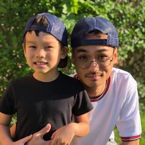 Meet your Posher, Barry